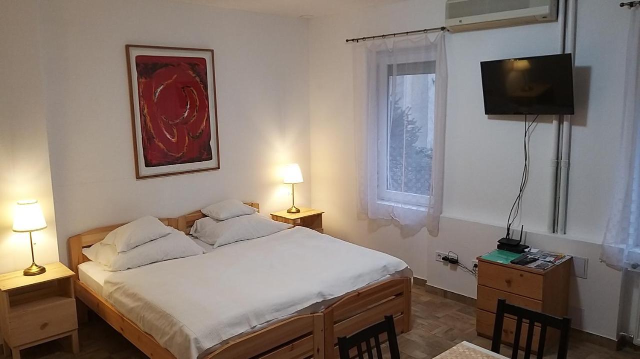 Ó-Újlak Apartman Budapeste Exterior foto